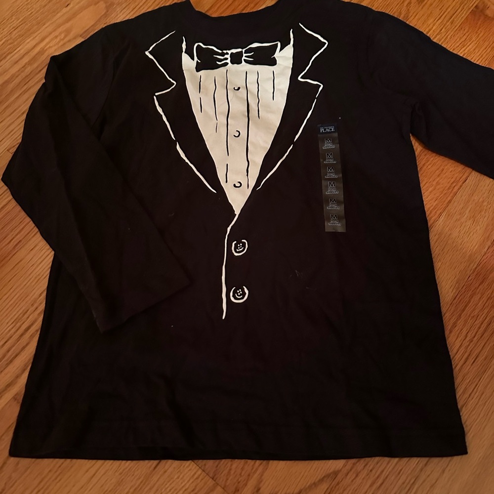 Boys Tee size Medium 7-8 the Children’s Place